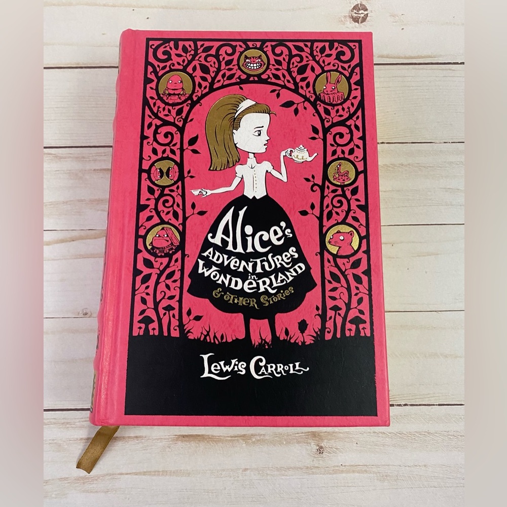 Alice's Adventures in Wonderland and Other Stories Barnes & Noble Unread